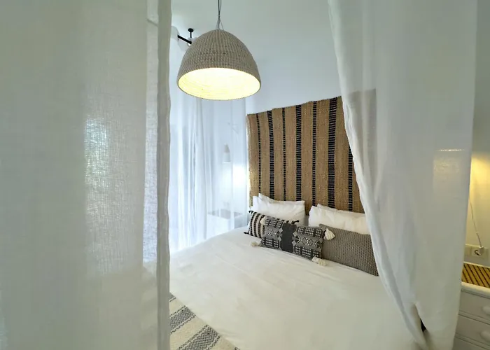 Daire Bajo Con Terraza En Lorcrimar V Marbella